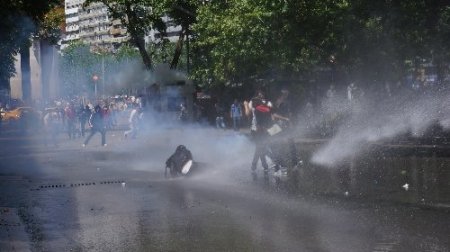 Kızılay'da 'Gezi Parkı' gerilimi sürüyor