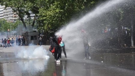 Kızılay'da 'Gezi Parkı' gerilimi sürüyor