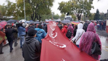 Kızılay’da hayat durdu