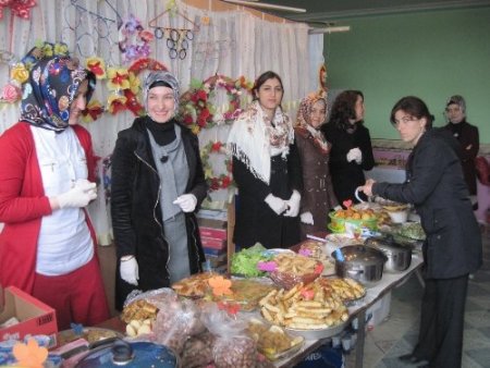Kızılelma’da kermes coşkusu