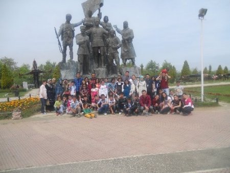 Kızılelmalı öğrenciler Samsun’u gezdi