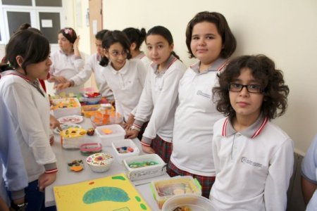 Kızılırmak’ta hücre modelli sergi açıldı