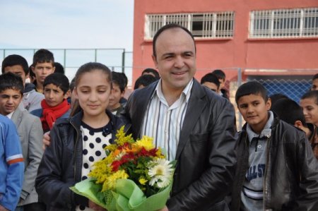 Kızıltepe Gençlik Merkezi hem eğitiyor hem de eğlendiriyor