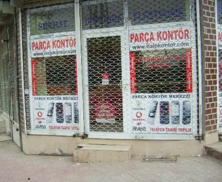 Kızıltepe'de Bazı Esnaflar Kepenk Açamadı
