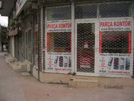 Kızıltepe'de Bazı Esnaflar Kepenk Açamadı
