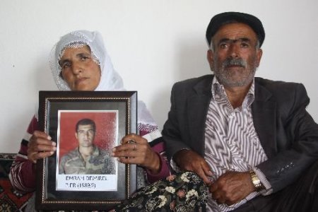 Kızıltepe'de Ölen Askerin Ailesi, Çelişkili Açıklamalara İzahat İstiyor