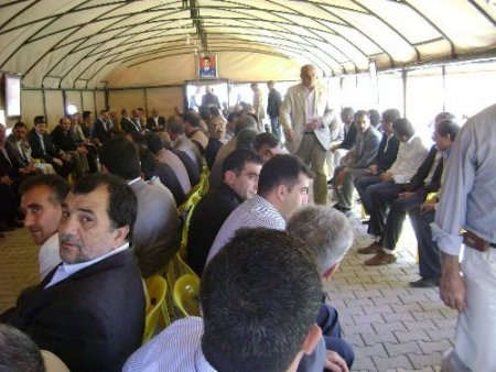 Kızıltepe'de Şehit Polis İçin Taziye Çadırı Kuruldu