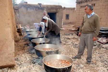 Kızıltepe'ye özgü 'hamis' yemeği özel günlerde yapılıyor