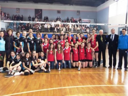 Kızlarda Fen Lisesi Şampiyon Oldu