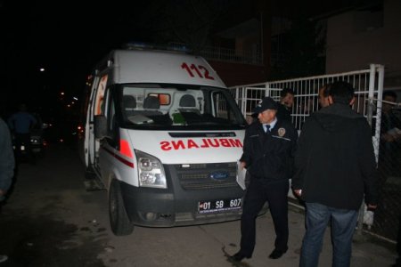Kızlarının Gözü Önünde Eşini Pompalı Tüfekle Öldürdü