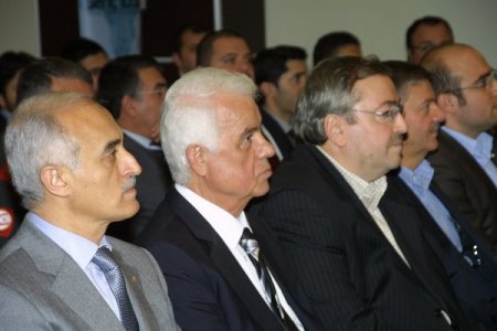 KKTC Cumhurbaşkanı Eroğlu’nun katıldığı konferans MÜSİAD’da başladı