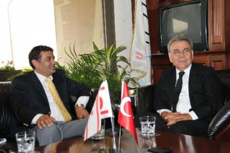 Kktc İzmir Konsolosu Umar: Evimde Gibiyim