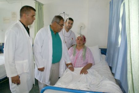 Kktc'de Bir İlk: Böbrek Üstü Bezindeki Tümör, "Delik Usulü" Yöntemle Alındı