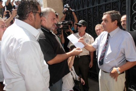 KKTC'de sivil toplum kuruluşları Asil Nadir'e destek mitingi düzenledi