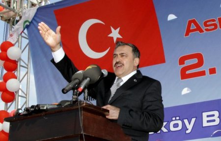 Kktc'deki Geçitköy Barajı Törenle Açıldı