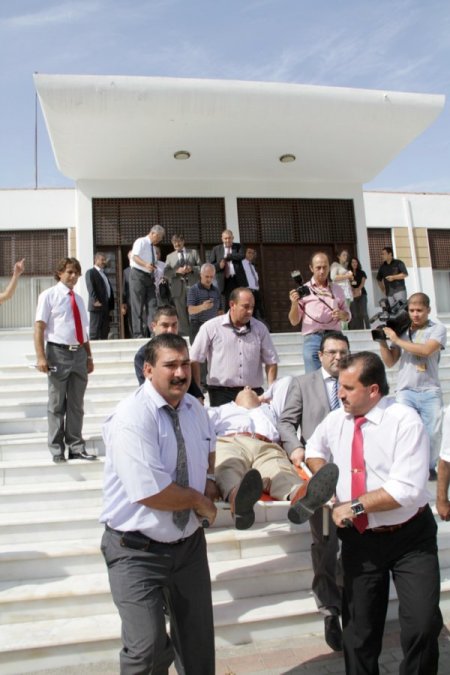 Kktc'li Milletvekili, Meclis Genel Kurulunda Baygınlık Geçirdi