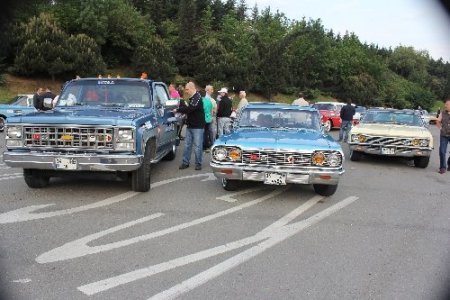 Klasik otomobiller, kimlik için Ankara yolunda