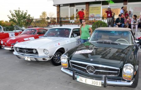 Klasik otomobiller serhat şehri Edirne’de boy gösterecek