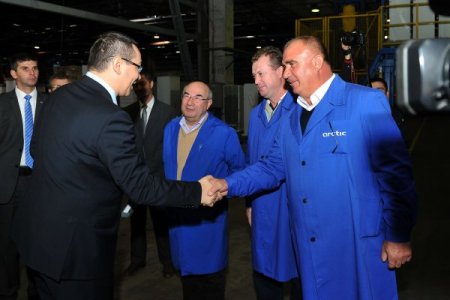 Koç grubunun fabrikasını gezen Romanya başbakanı'ndan türk yatırımcılara övgü
