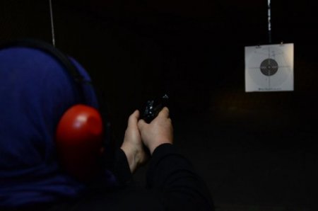 Koca şiddeti gören kadınlar silah poligonunda