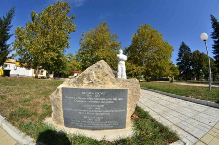 Koca Yusuf’un köyünde ilk kez yağlı güreş şöleni yapıldı