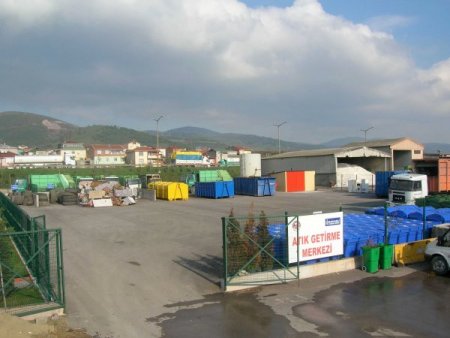 Kocaeli Büyükşehir Belediyesi, 55 bin ton elektronik atık eşya topladı