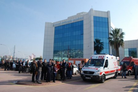 Kocaeli Büyükşehir Belediyesi’nde deprem ve yangın tatbikatı