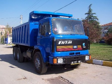 Kocaeli Büyükşehir Belediyisi, Şırnak'a Kamyon Hibe Etti