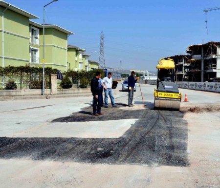Kocaeli'de, Yol Ve Kaldırımlarda Onarma Çalışmaları Başladı