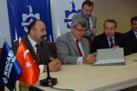 Kocaeli'de 250 İşçi 6 Ay Boyunca Ağaç Dikecek