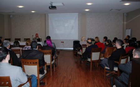 Kocaeli'de Belediye Personeline Erişilebilirlik Semineri