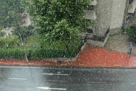 Kocaeli'de Sağanak Yağmur Hayatı Olumsuz Etkiledi