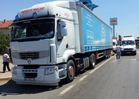 Kocaeli'nde trafik kazası: 1 ölü, 1 yaralı