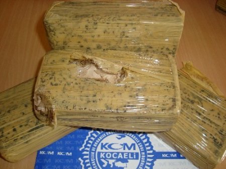 Kocaeli'nde uyuşturucu operasyonu: 4 kişi tutuklandı