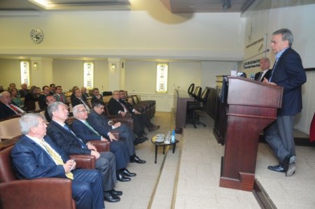 Kocaoğlu: Manisa Lobisini Aşamıyoruz