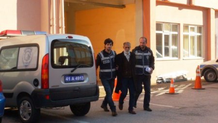 Koceli'nde uyuşturucu satıcılarına operasyon