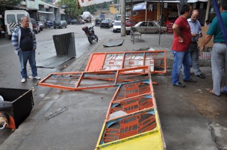 Köfteci dükkanındaki patlama maddi hasara neden oldu