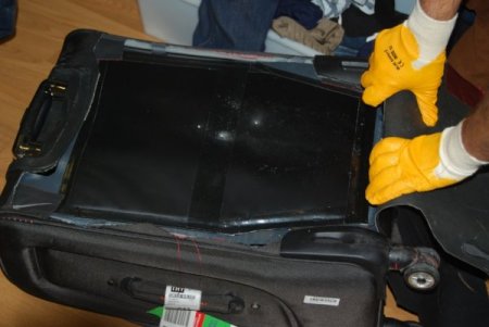 Kokain kuryelerine operasyon polis kamerasında