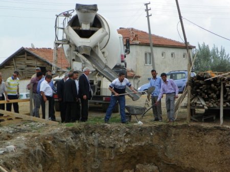 Köksal: Okuma Salonu Yaptıran İşadamları Alkışlanır