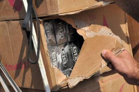 Koliler Dolusu Kaçak Sigara Ele Geçirildi