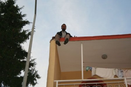 Komedi filmi gibi intihar girişimi