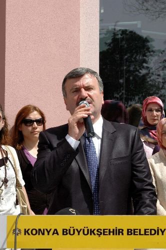 Komek'ten 'emeğin Ve Sanatın Güzellikleri Sergisi'