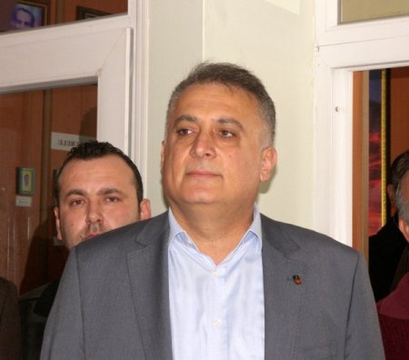 Komisyoncular yeni hizmet binasına kavuşuyor