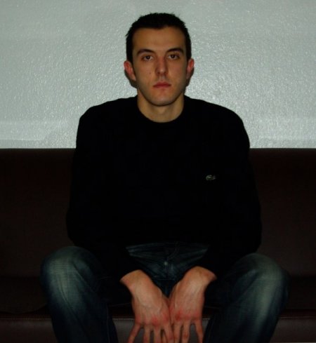 Kompozisyon Yazdı, Terörist Damgası Yedi