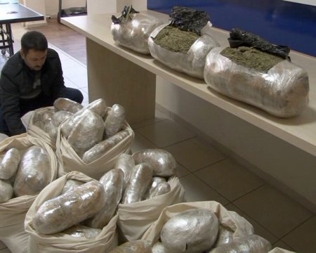 Kömür ocağında esrar ele geçirildi