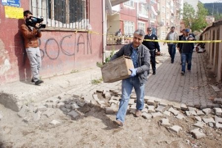 Kömürlükte bulunan sandık dolusu dinamit lokumu paniğe sebep oldu