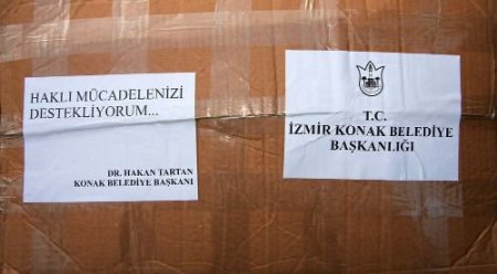 Konak Belediyesi, Tekel İşçilerinin Eylemi Sürdürebilmesi İçin Giyecek Ve Erzak Yolladı