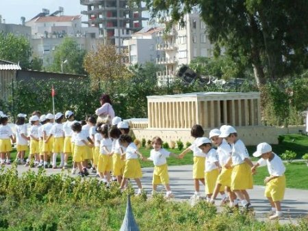 Konak Belediyesi Minyatürk Ege Kuracak