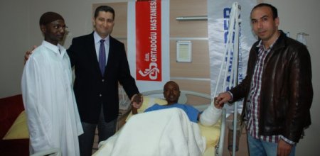 Kongolu Hastaya Adanalı Doktorlar Sahip Çıktı