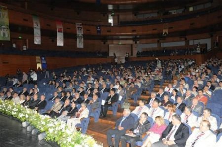 Kongre Merkezi İlk Sınavını Başarıyla Geçti
